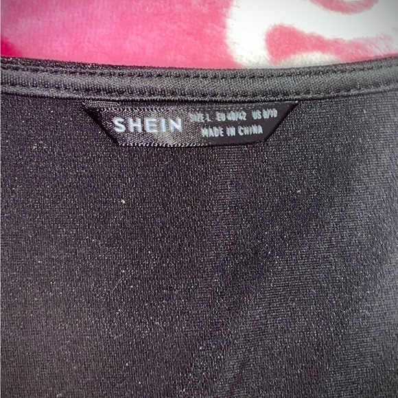 BRAND NEW SHEIN DRESS - Picture 2 of 4